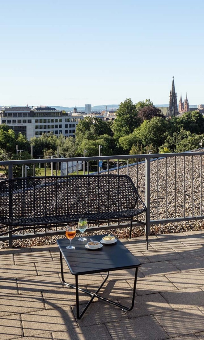 Terrasse Universum